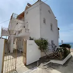 Nereides Suites